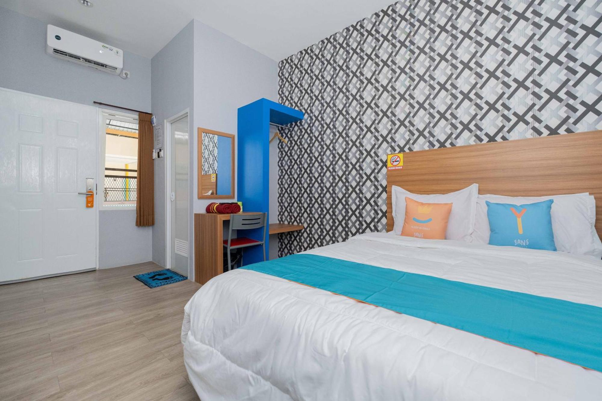 Sans Wm Hotel Blitar المظهر الخارجي الصورة